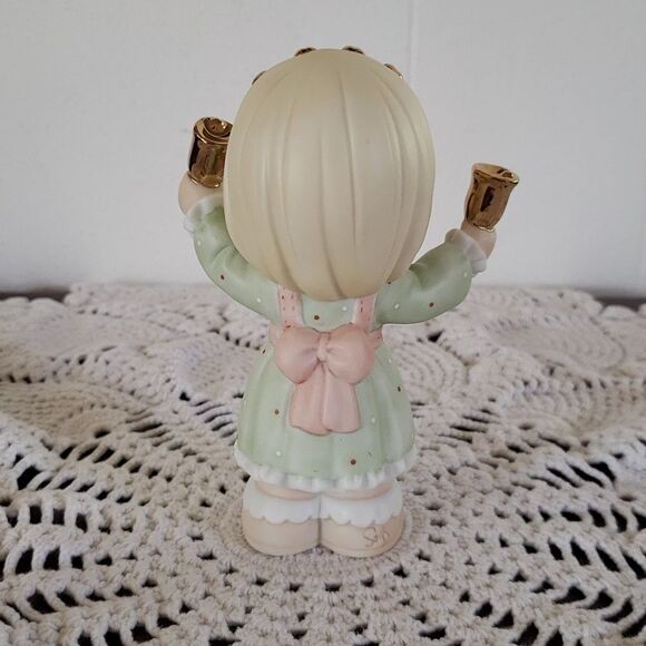 Precious Moments 2006 "Ringing In the Season" Porcelain Figurine - #610001 - Picture 3 of 6